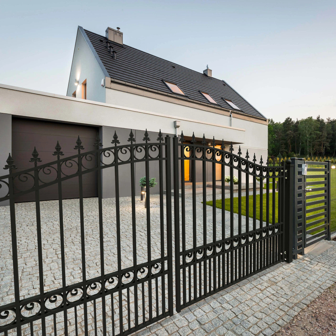18x6 ft Steel Dual Swing Driveway Gate - LONDON Style