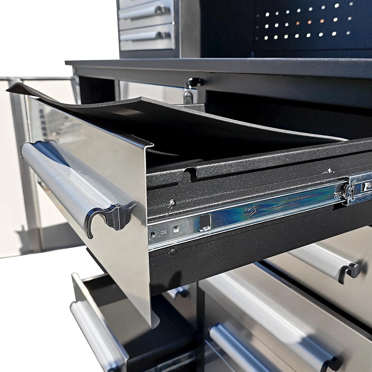 Our workbench features smooth and sturdy slides