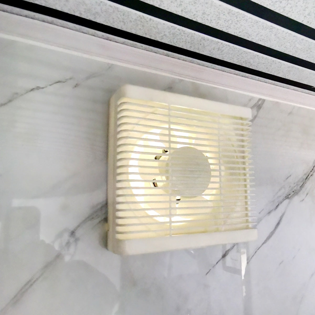 Portable Toilet with Acrylic Shower Room