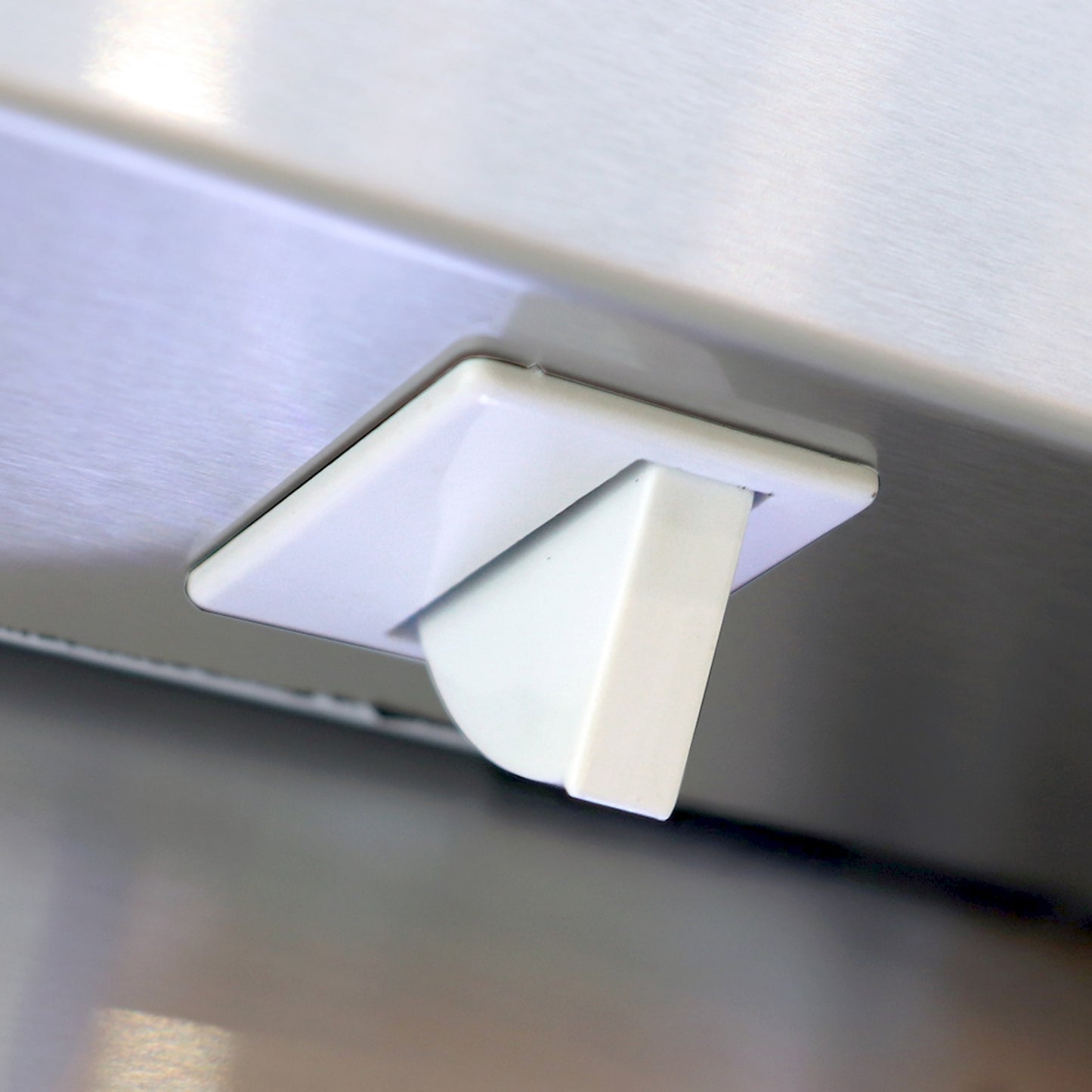 54"W Commercial Refrigerator 42 cu. ft. 2 Glass Door Reach In Refrigerator