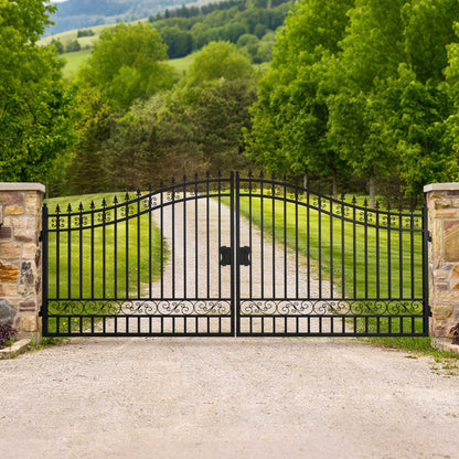 14ft driveway gate for a forest