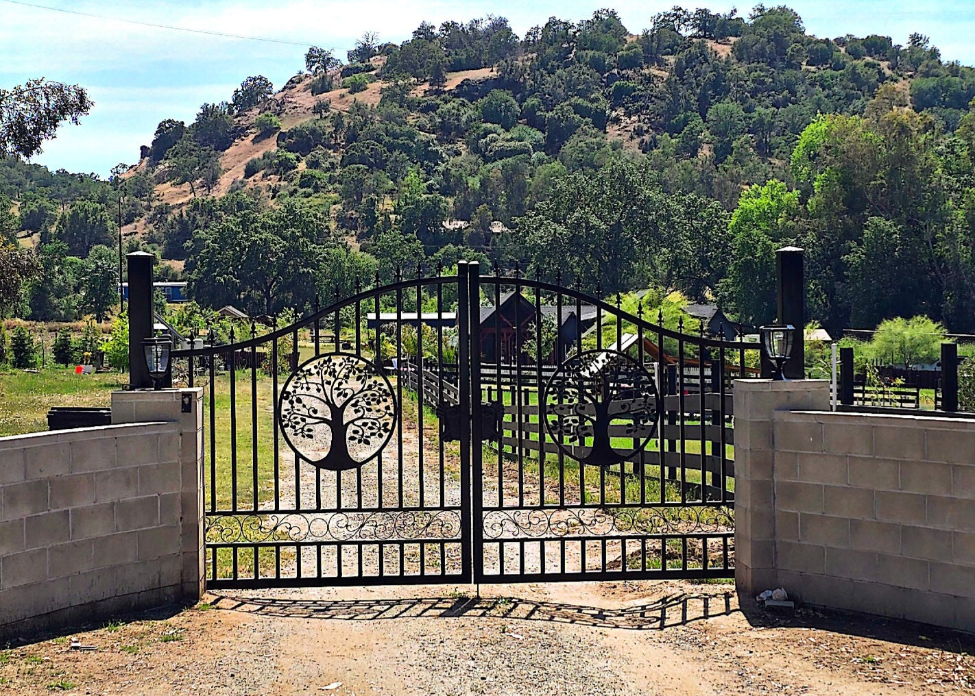 14x8 ft Steel Dual Swing Driveway Gate