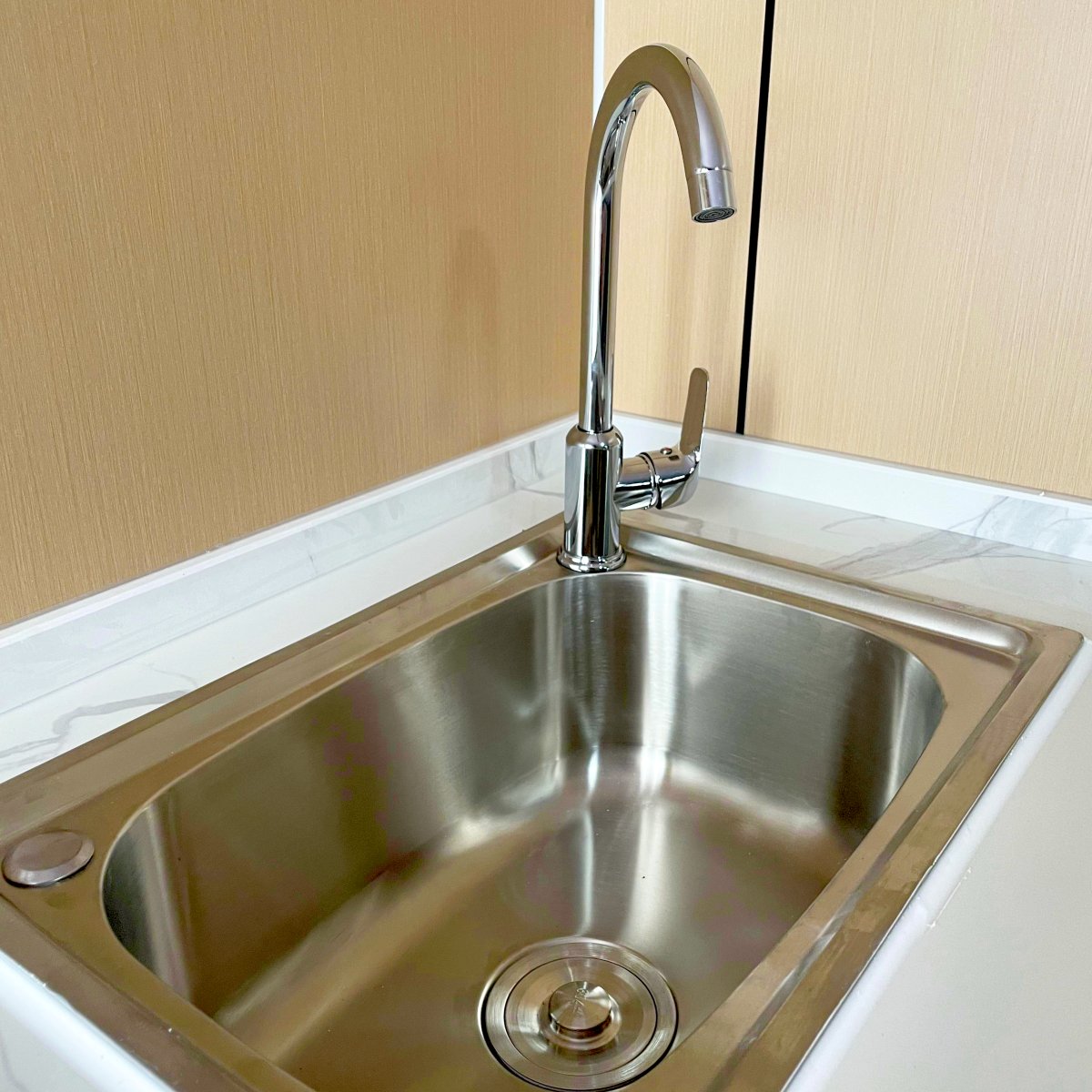 40ft Container House with 1 Bathroom