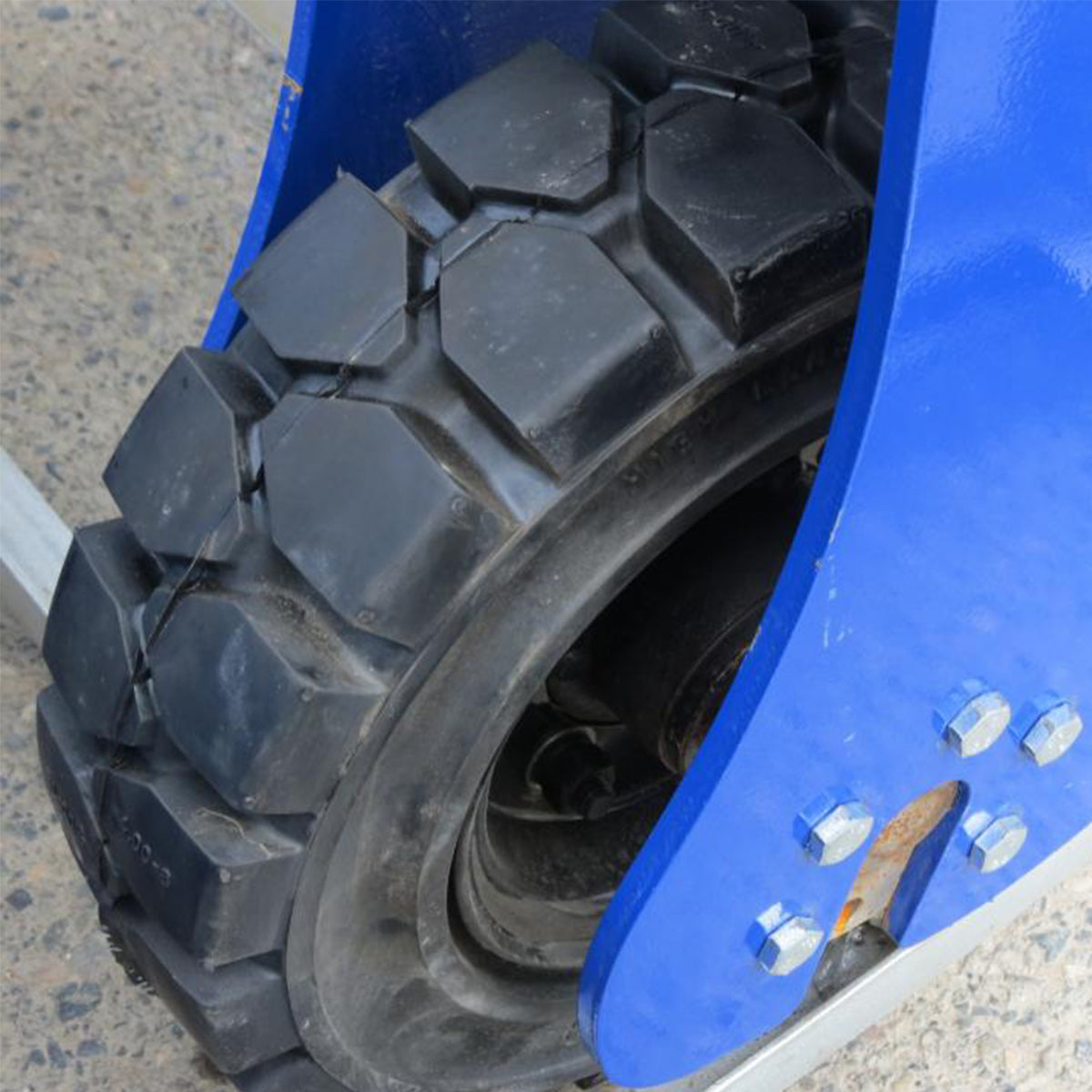 72_skid_steer_wide_soil_conditioner