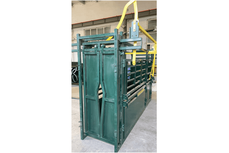 Cattle Squeeze Chute Manual Headgate