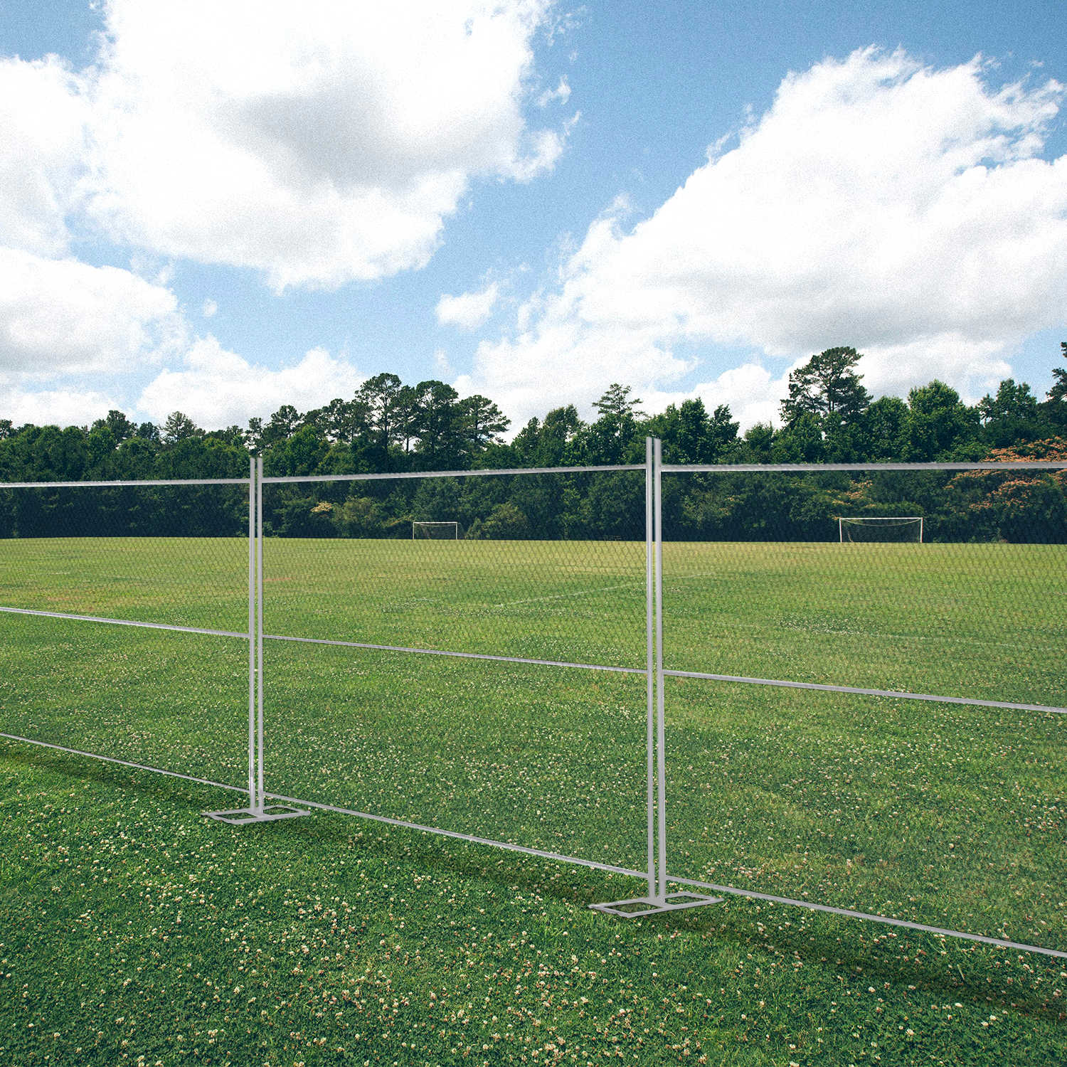 Chain link fence applied in a garden