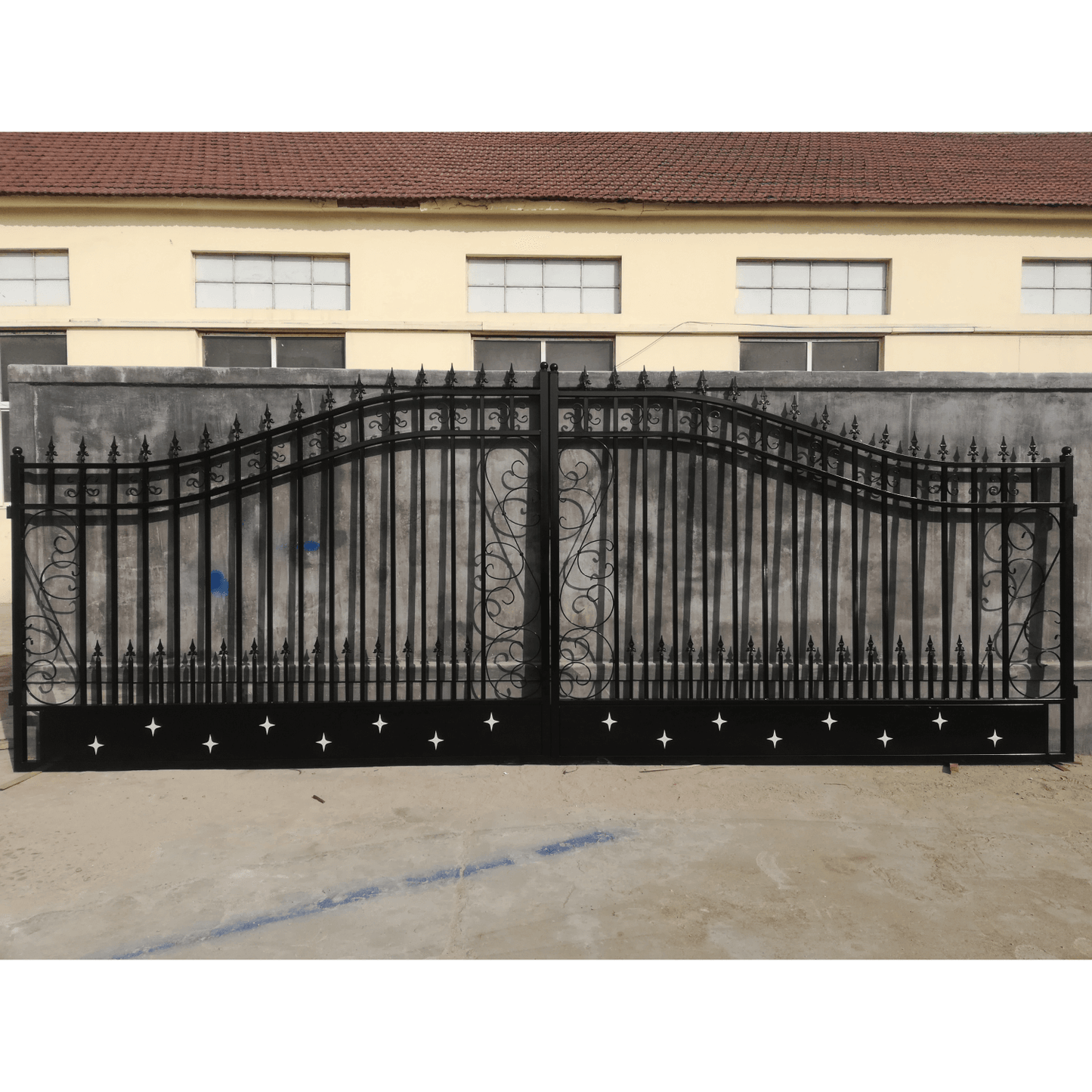 Iron Gate for Driveway #design_Star