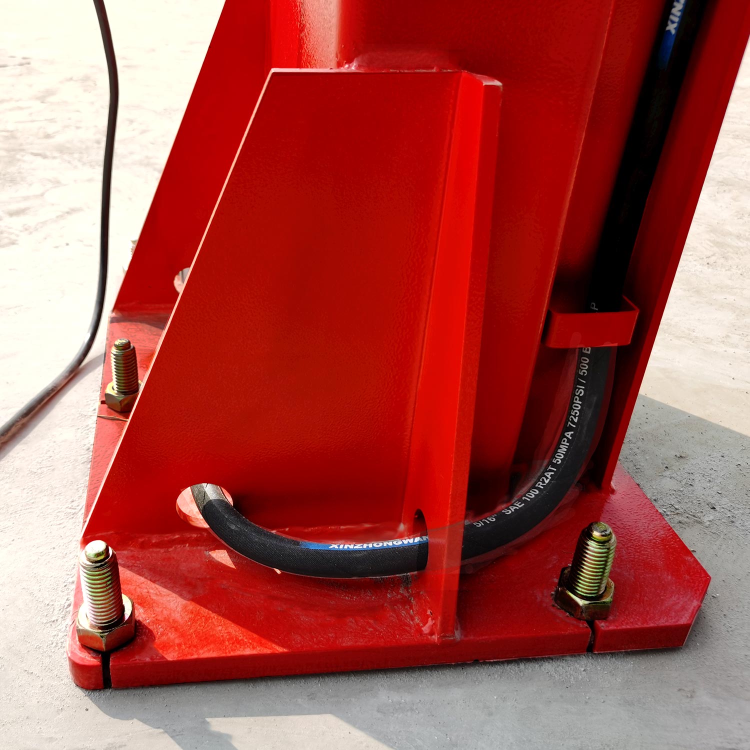 Heavy duty foot plate