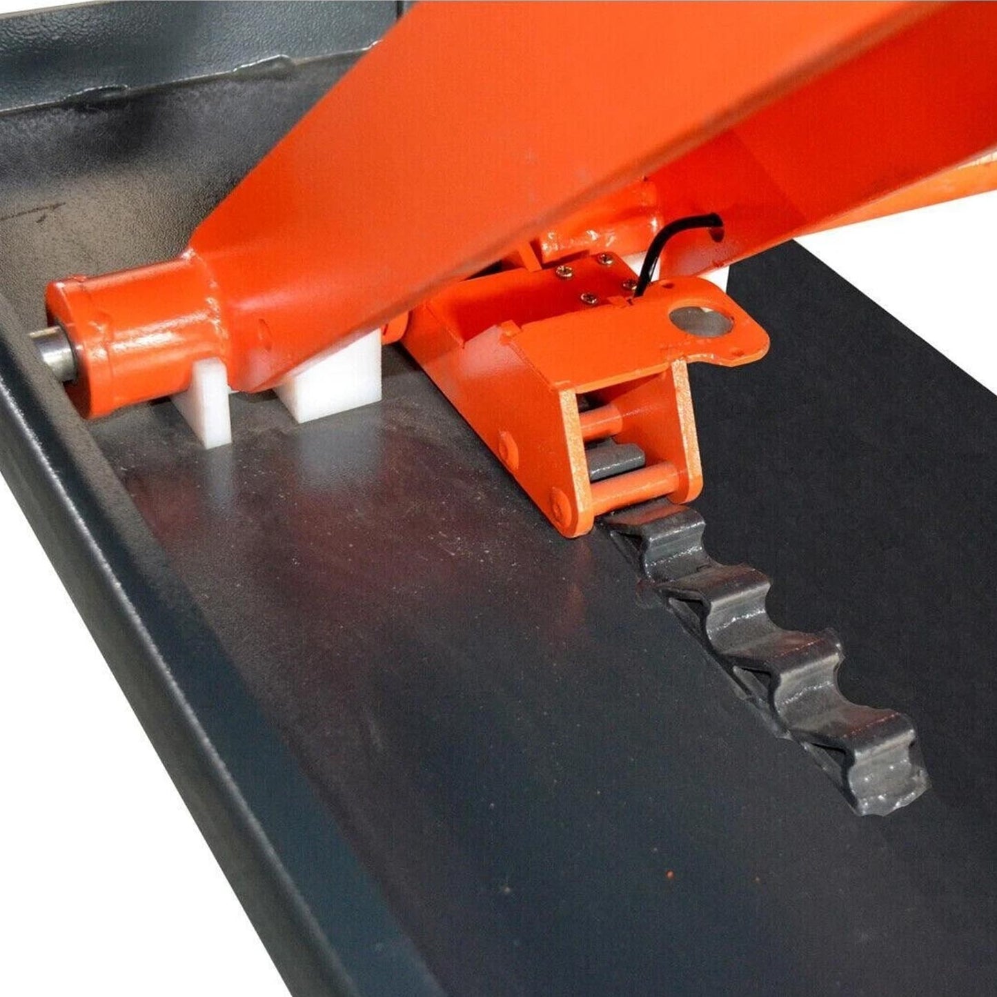 This KT-X80 car scissor lift features multiple locking positions.
