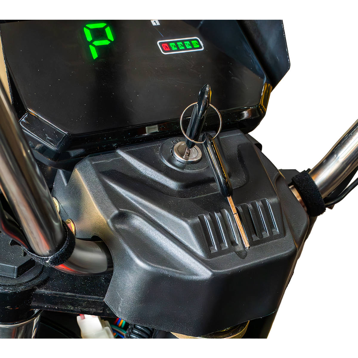 Off-Road Battery-Powered Utility Tricycle