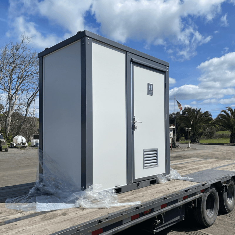 Bastone Portable Toilet with Shower Curtain Style