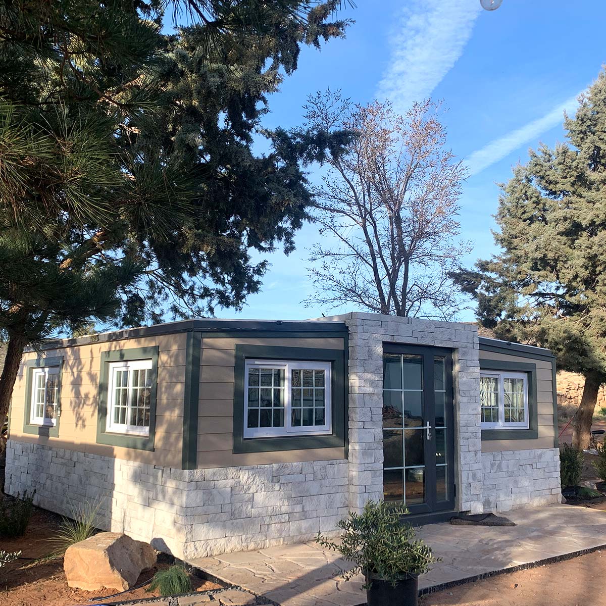 Expandable prefab house used outdoors