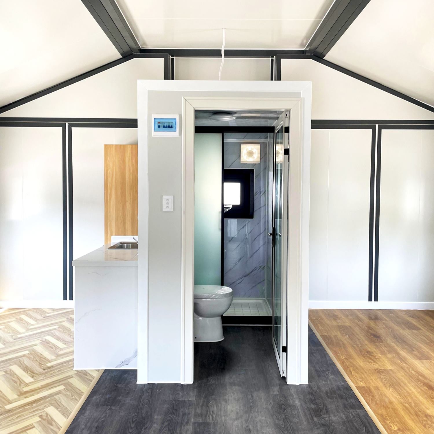 High Ceiling 19ft x 20ft Container House
