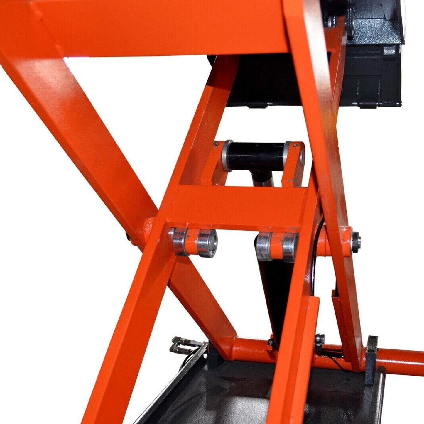 Sturdy arms of KT-X80 mid rise scissor lift